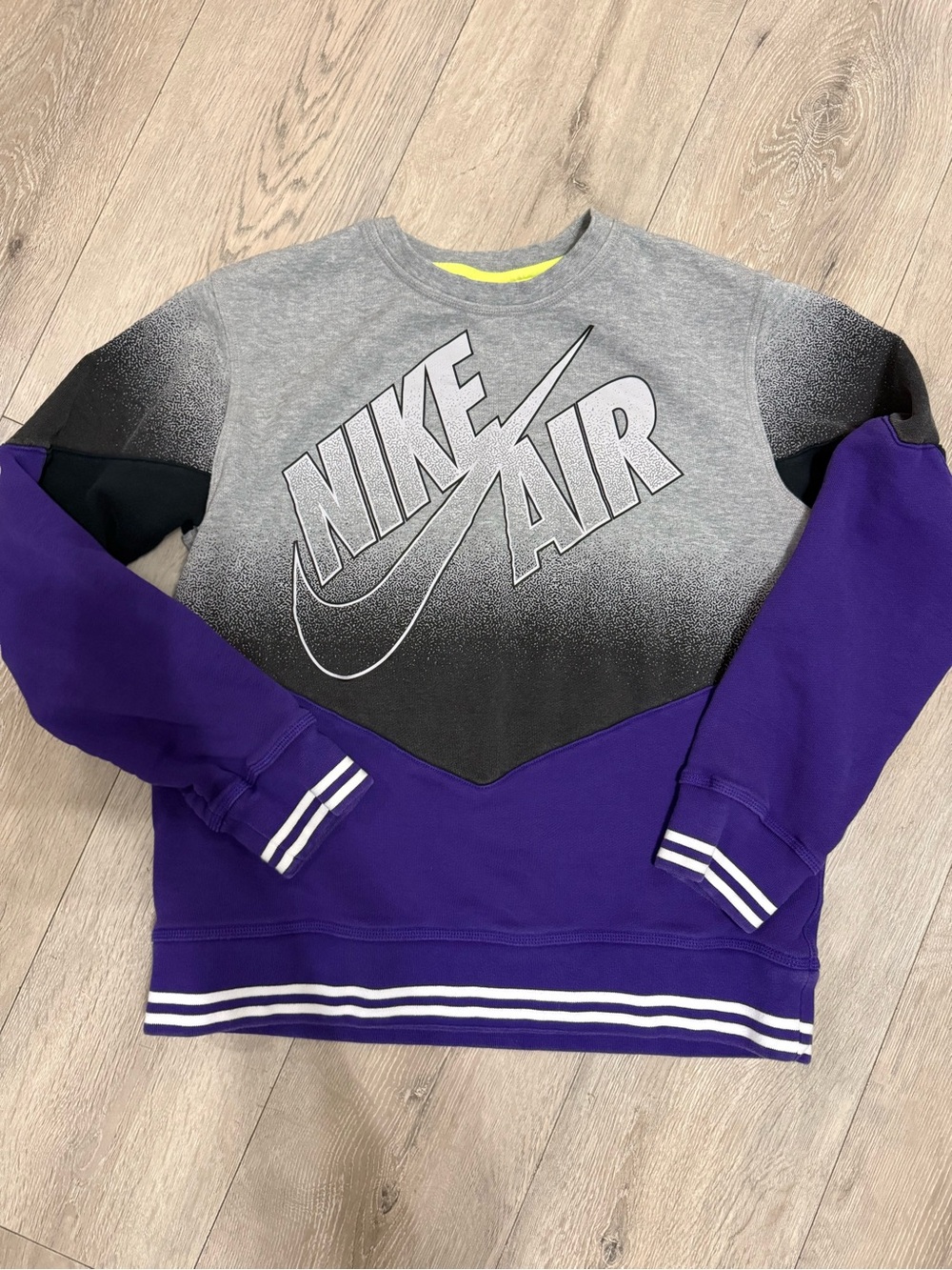 Nike Men's Grey, Black and Purple Crewneck Sweatshirt